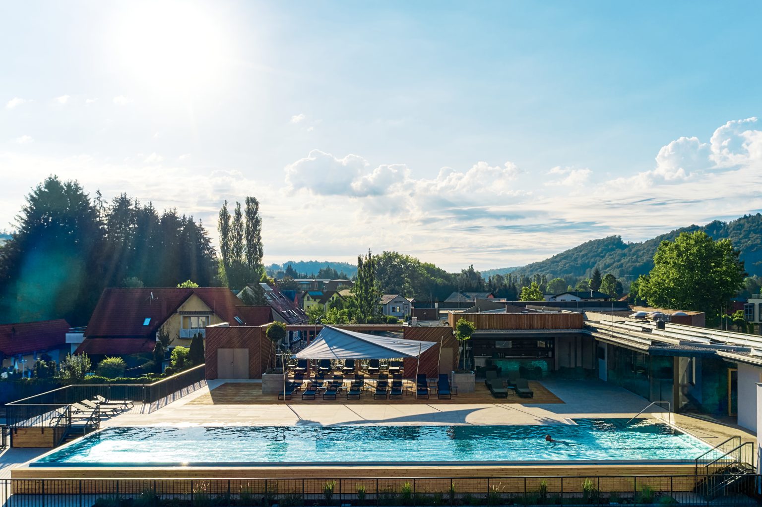 Wratschko-Pool_Simon-Fortmueller